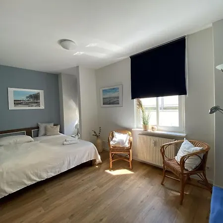 Seeblick Warnemuende - Mit Meerblick Und Balkon Direkt Am Fuer 2-4 Pers Apartment