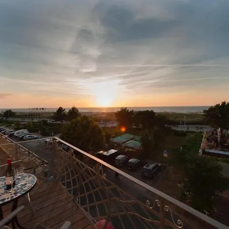 Seeblick Warnemuende - Mit Meerblick Und Balkon Direkt Am Fuer 2-4 Pers * Rostock